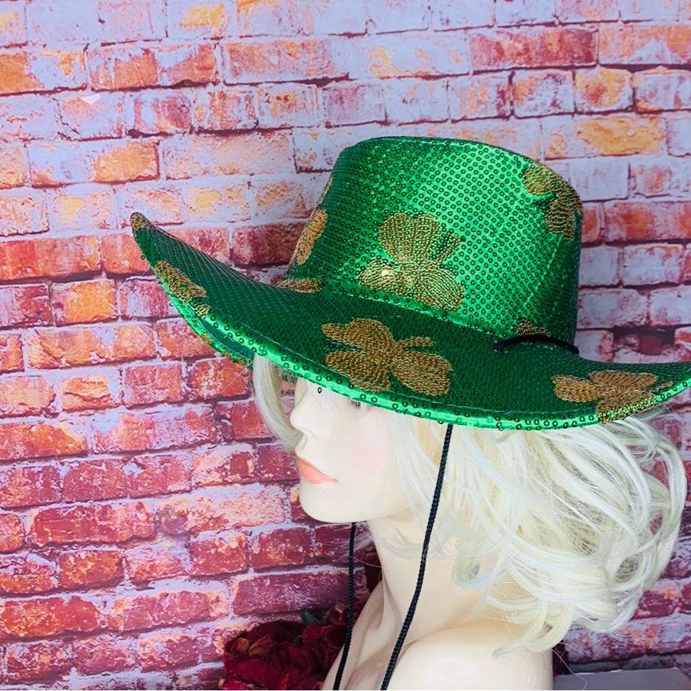 Green and Gold Sequined St. Patrick's Day Irish Shamrock Costume Cowboy …